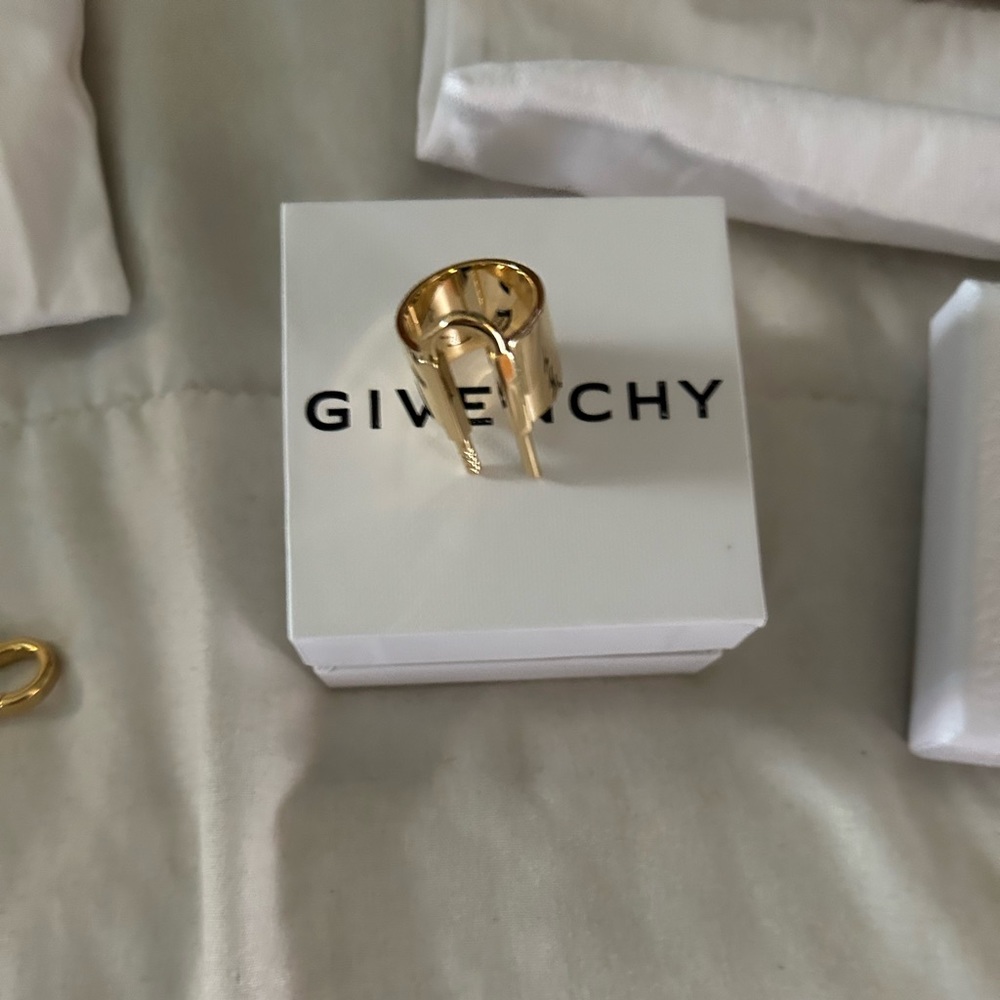 Authentic Givenchy 4g lock ring